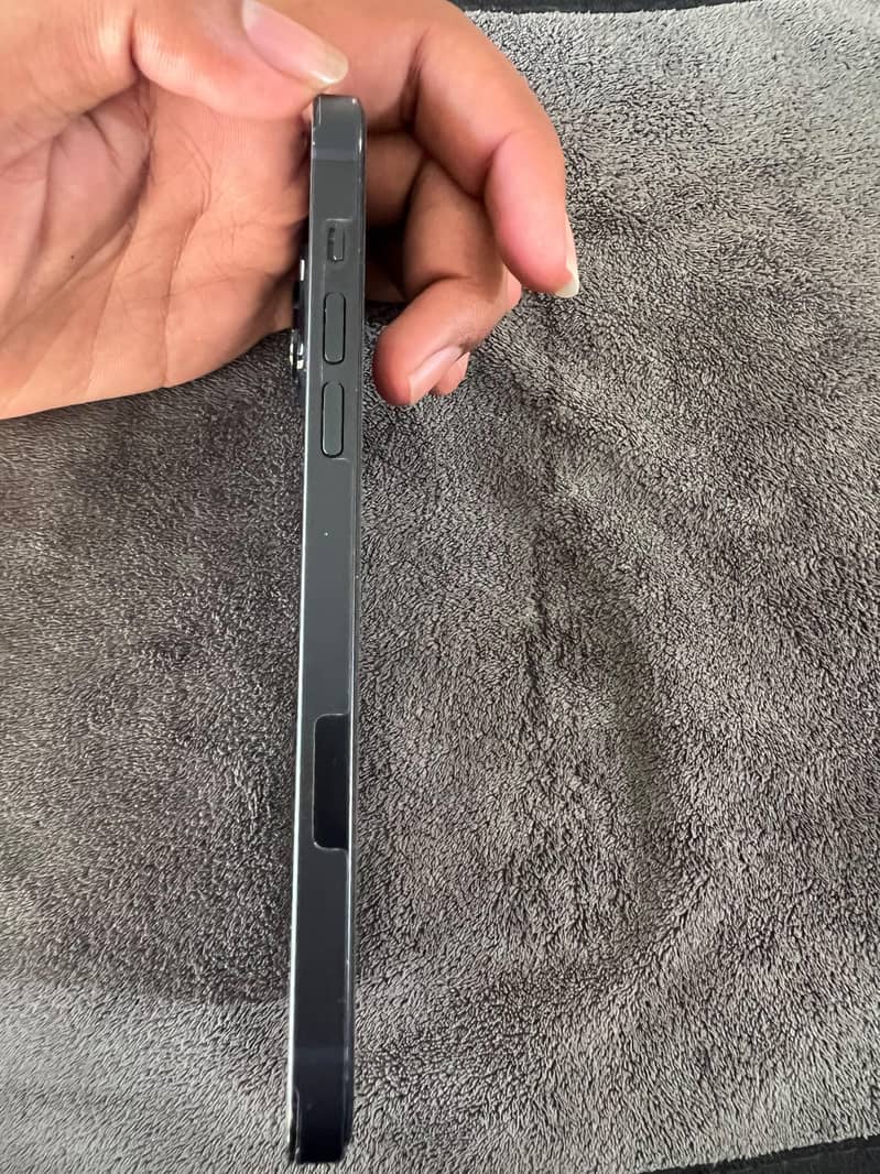 Apple iPhone 14 plus 2