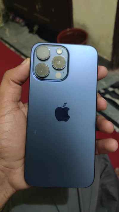 iphone 15 pro max jv 10/9.5 Battrey health 93% waterpack