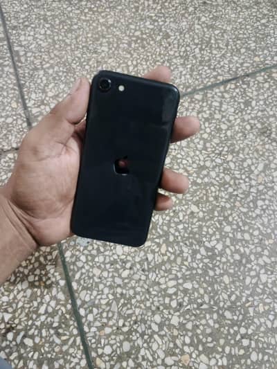 Apple iPhone SE