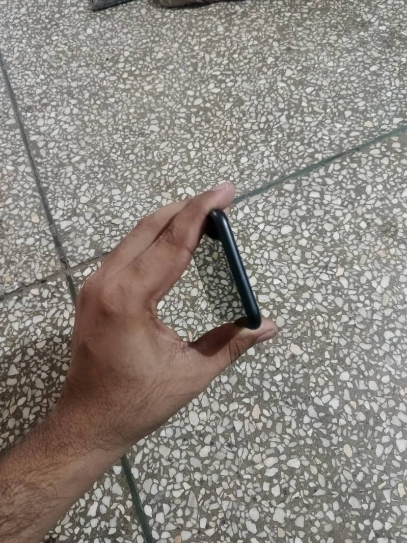 Apple iPhone SE 3