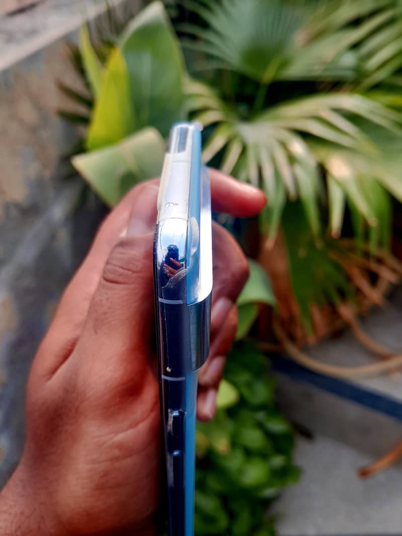 Google Pixel 8 Pro 2