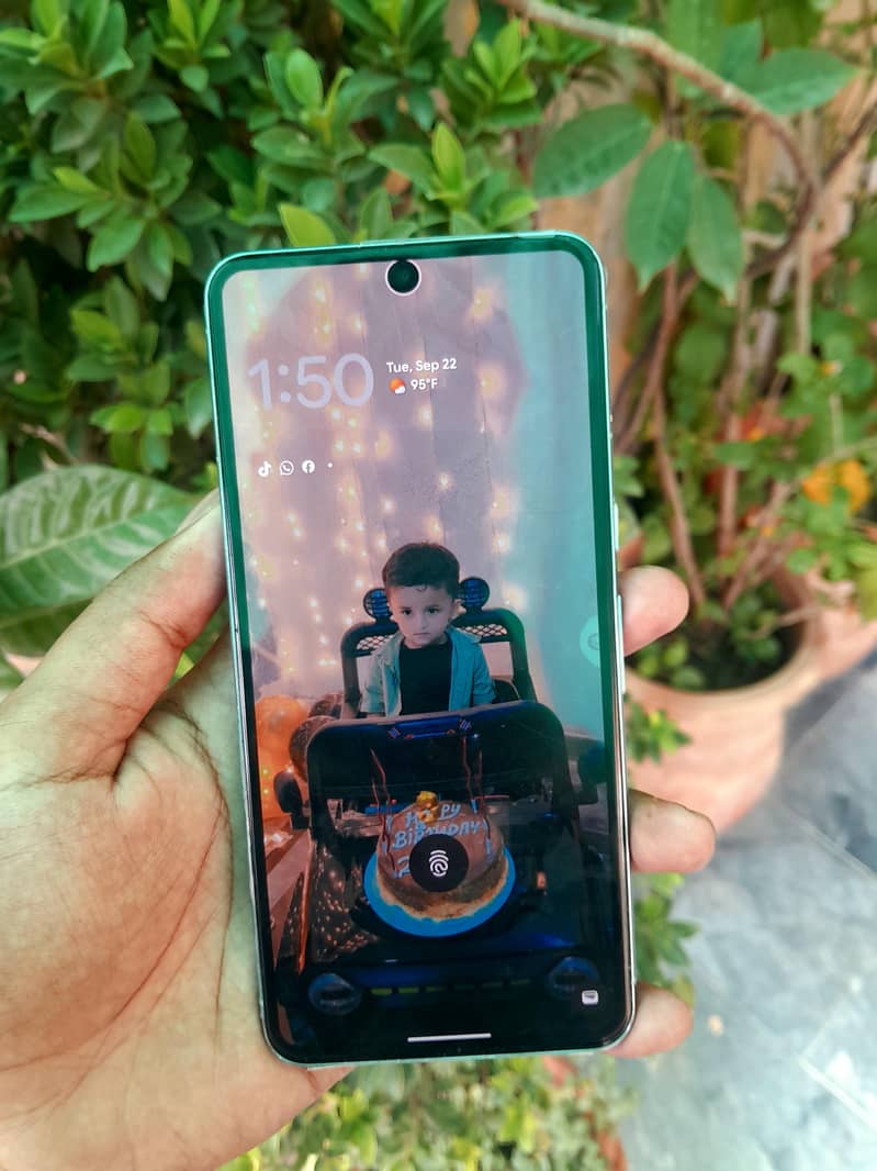 Google Pixel 8 Pro 4