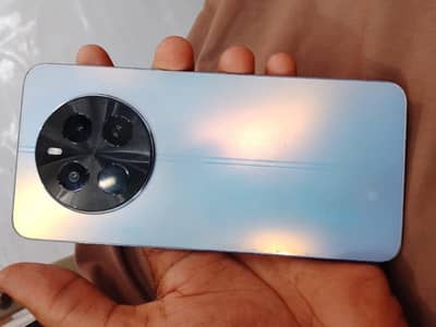 Realme 12