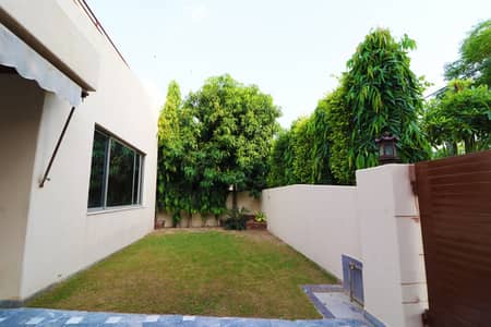 One Kanal Slightly Used Modern Design Owner Build Well Maintained Bungalow For Sale At Prime Location Of DHA Lahore Near To Park Masjid & Commercial Market