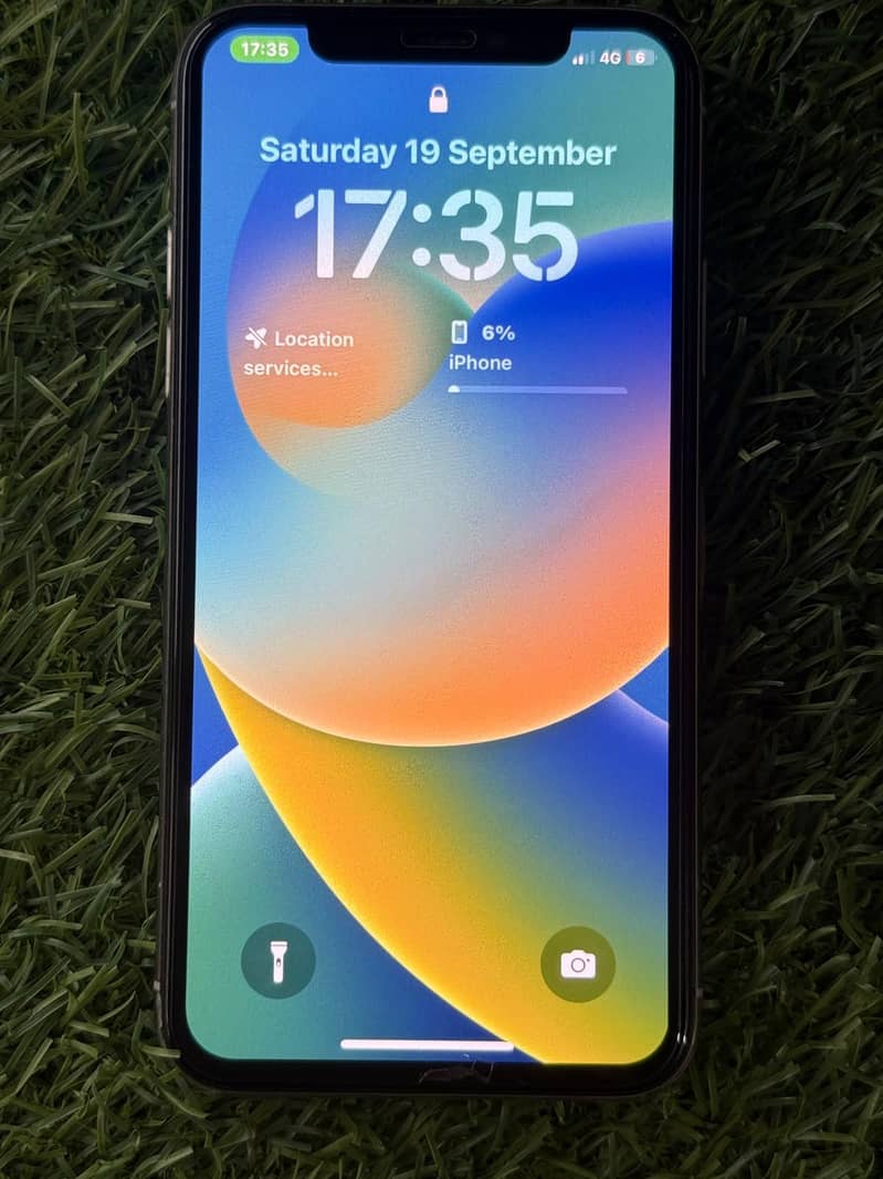Apple iPhone X 3