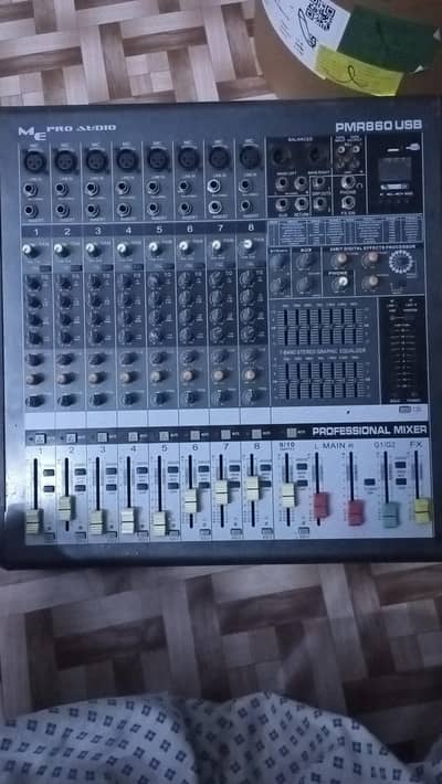 8 channel powered mixer