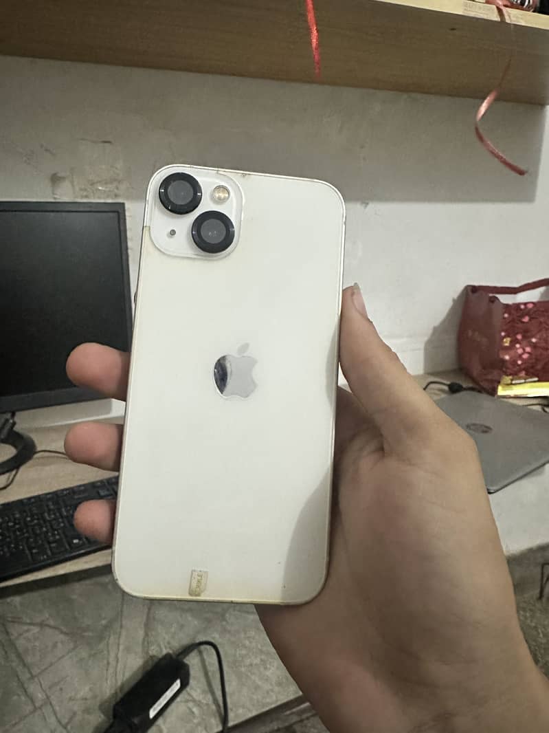 Apple iPhone 13 0