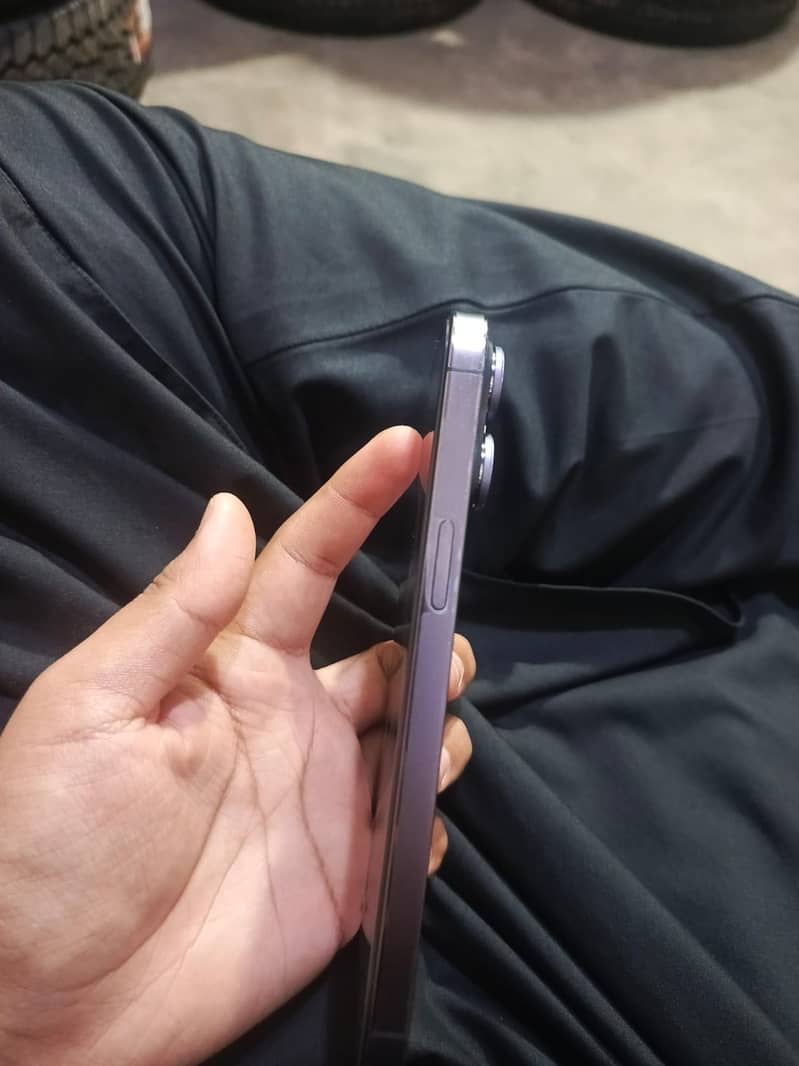 Apple iPhone 14 Pro Max 3