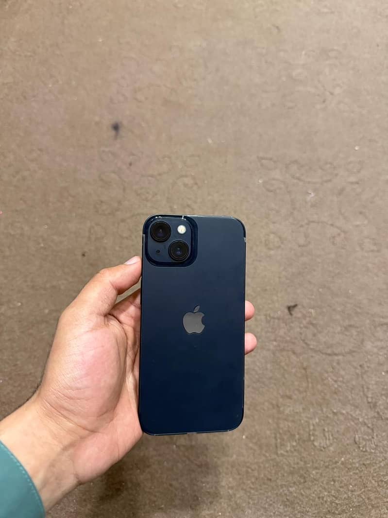 Apple iPhone 13 3