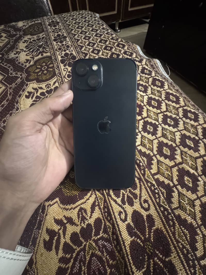 Apple iPhone 13 1