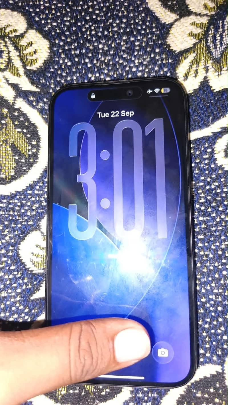 Apple iPhone 15 Pro 3