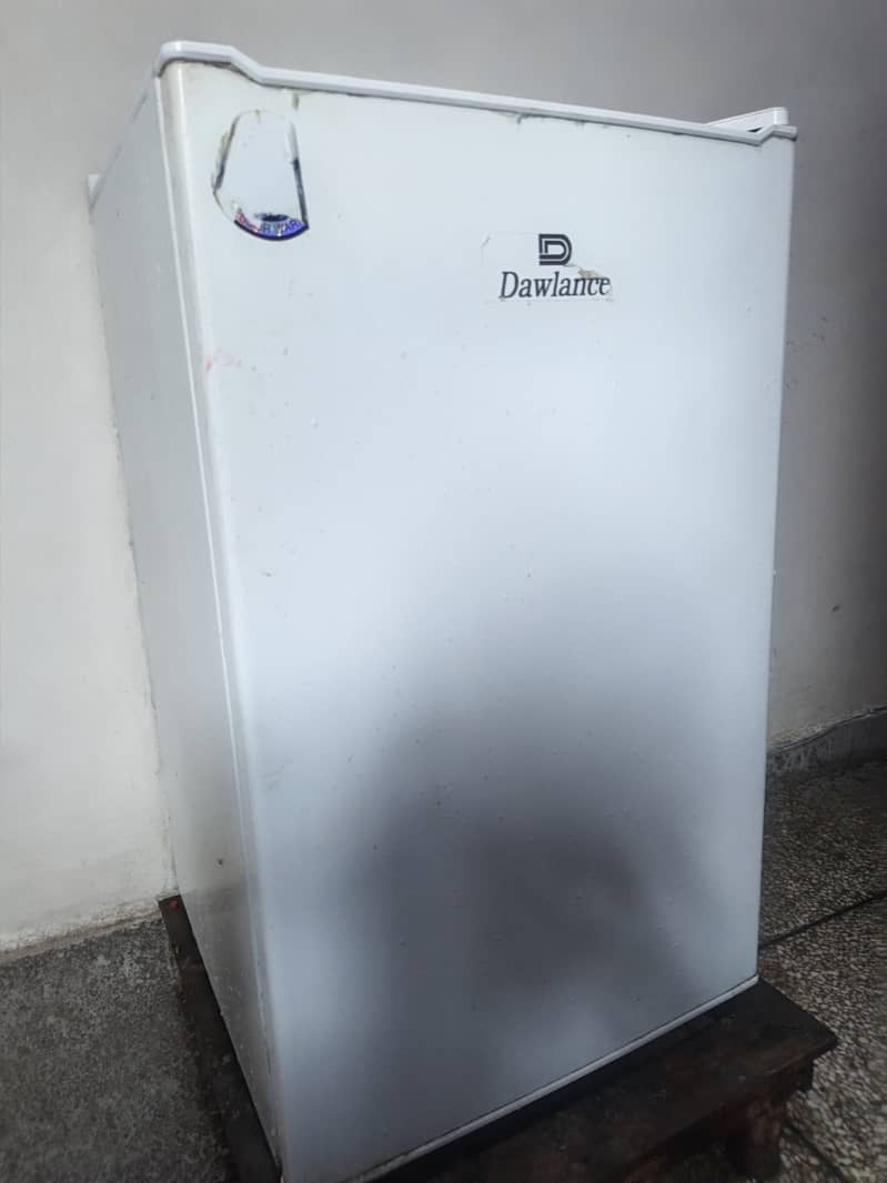 Dawlance Mini Fridge 3