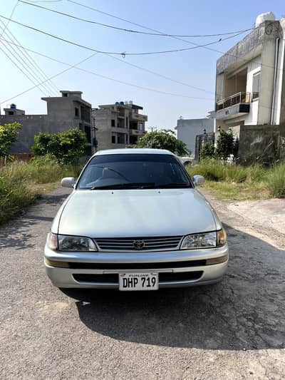 Toyota Corolla XE 2001