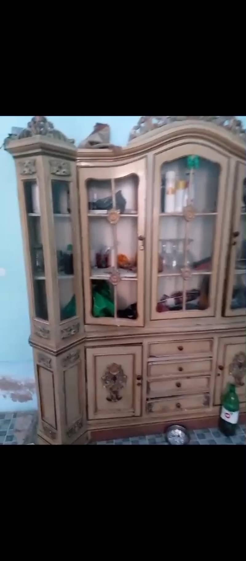 dressing side table or divider 3