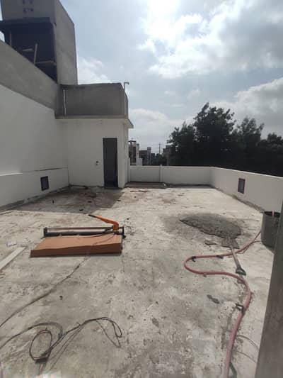 Single Storey House - Rooftop 1 Extra Room