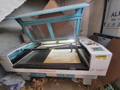 laser cutting machine