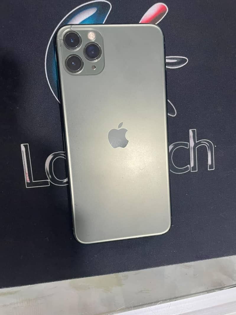 Apple iPhone 11 Pro Max 3
