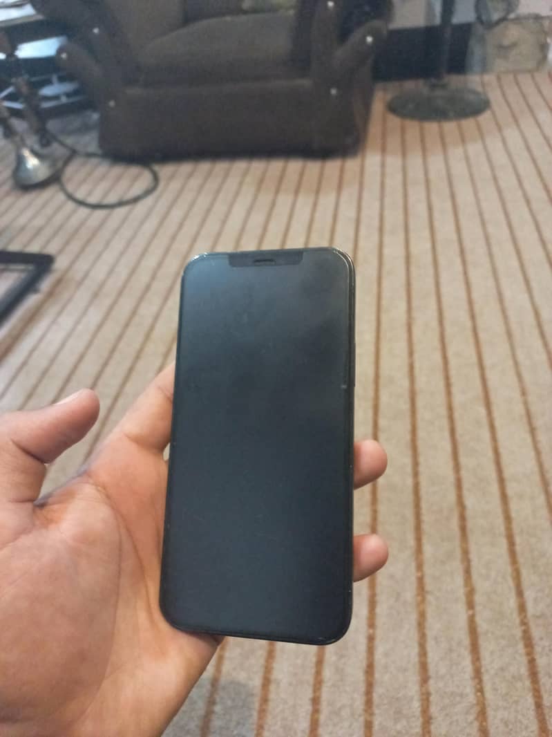 Apple iPhone 12 Pro 2