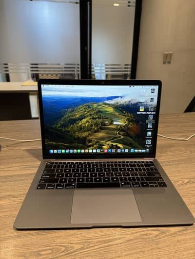 Apple MacBook Air 2018 – 13.3” Retina | 128GB | Scratchless