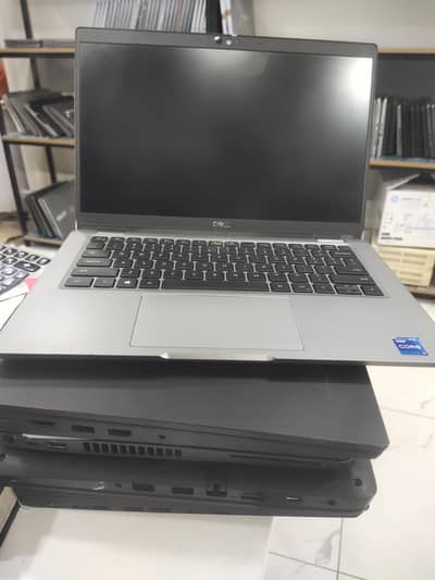 Dell 5320 ci7 11th gen 32/512