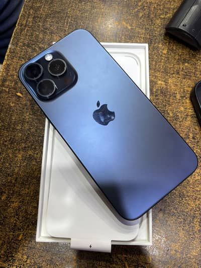 iPhone 15 Pro Max jv