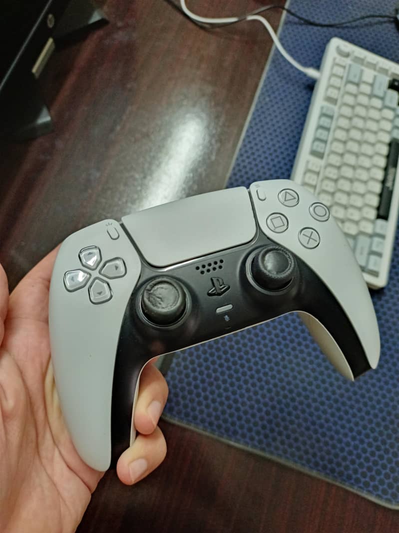 PS5 Dualsense controller 0