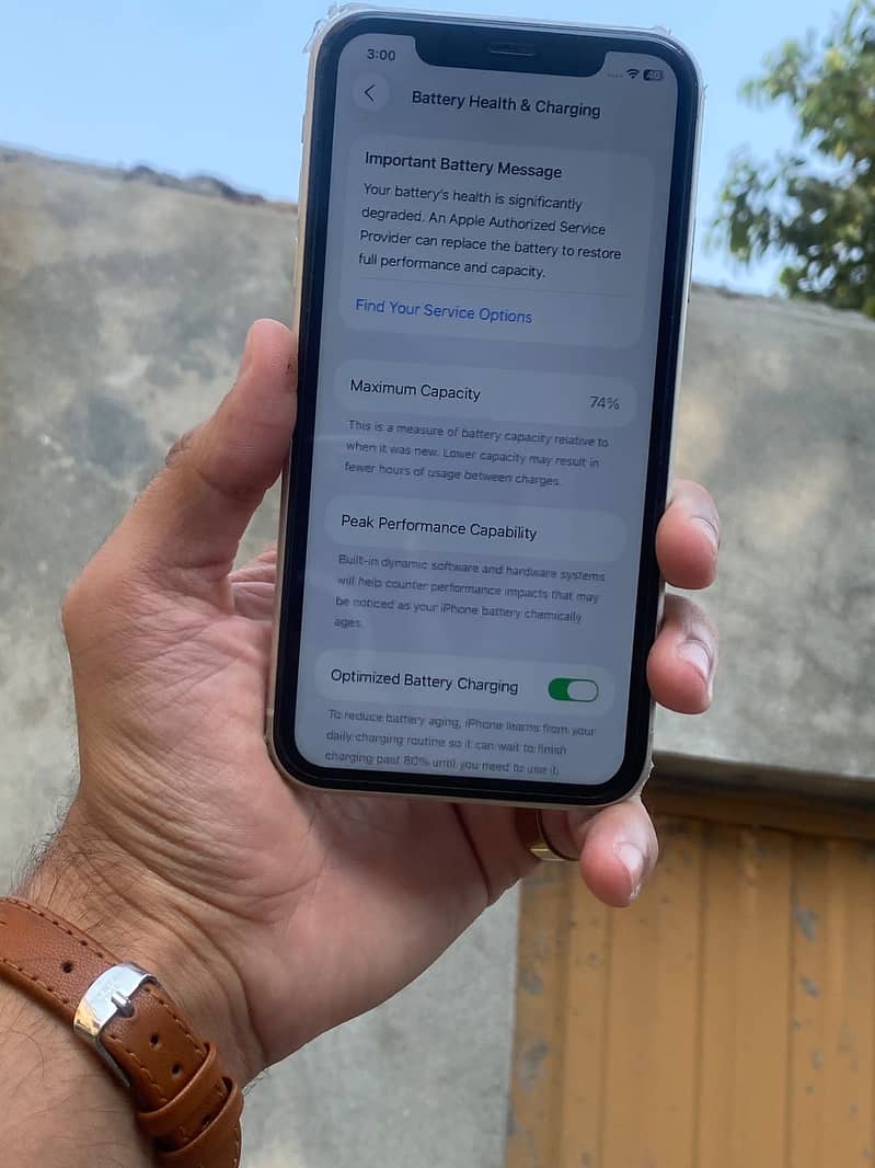 Apple iPhone 11 3