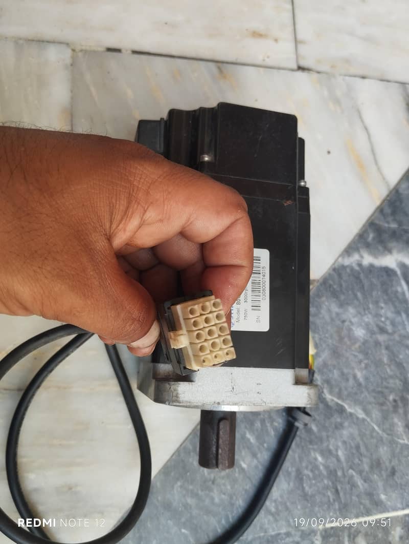 servo motor 4