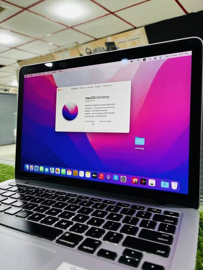MacBook Pro 2015 (13-Inch) - i5, 8GB/16GB RAM, 128GB SSD