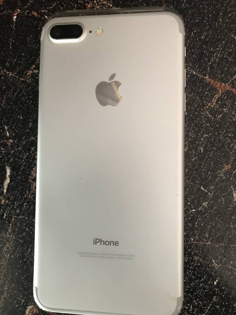 Apple iPhone 7 Plus 1
