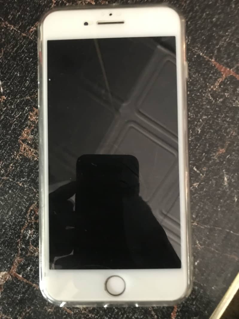 Apple iPhone 7 Plus 2