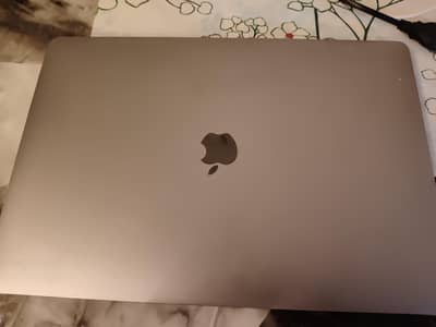 Apple MacBook Pro 16gb 1TB 2016 15"