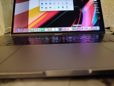 Apple MacBook Pro 16gb 1TB 2016 15"