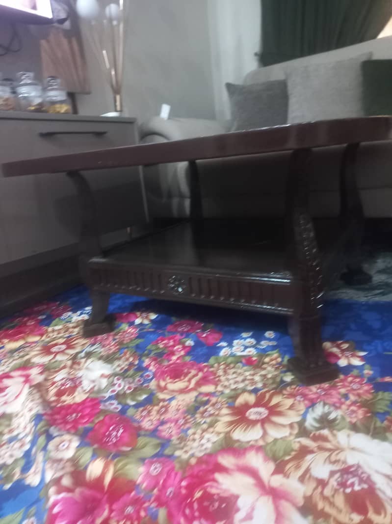 Central 3pce table set 2
