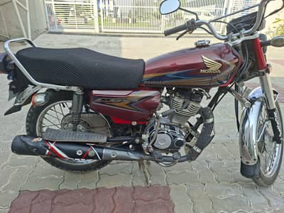 Honda 125 Model 2019 Lush condition