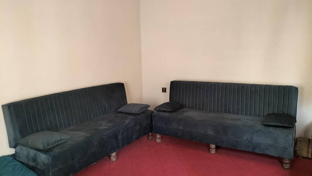 2 sofa com bed 3