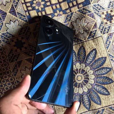 Infinix Hot 30 8GB/128GB — Excellent Condition