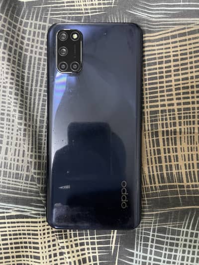 OPPO A52