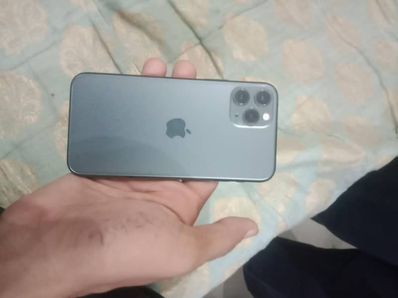 Apple iPhone 11 Pro 0