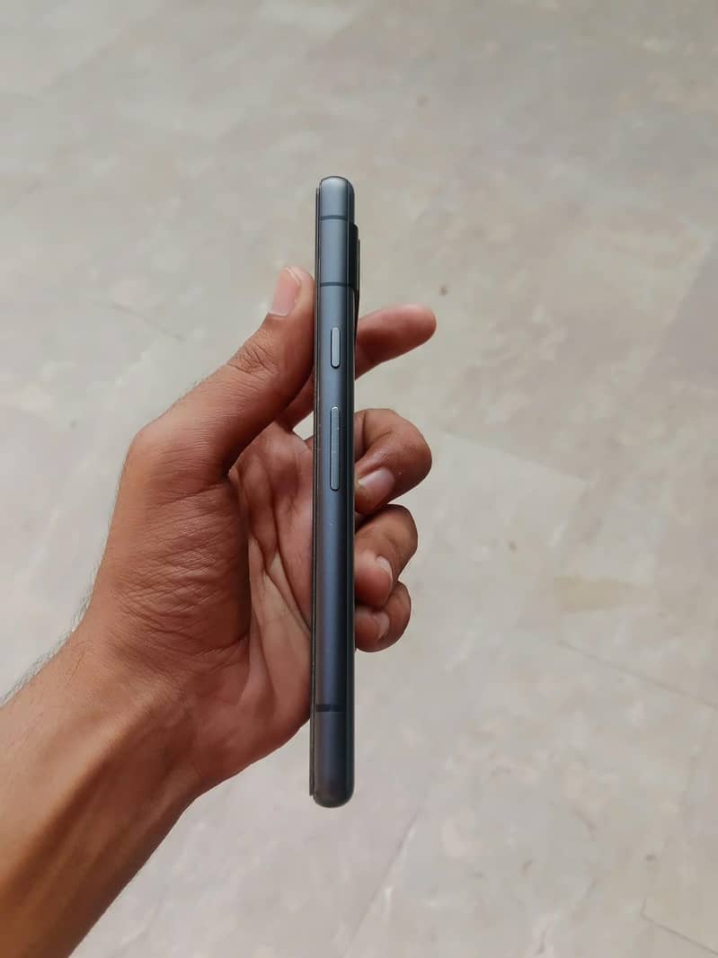 Google Pixel 7a 2