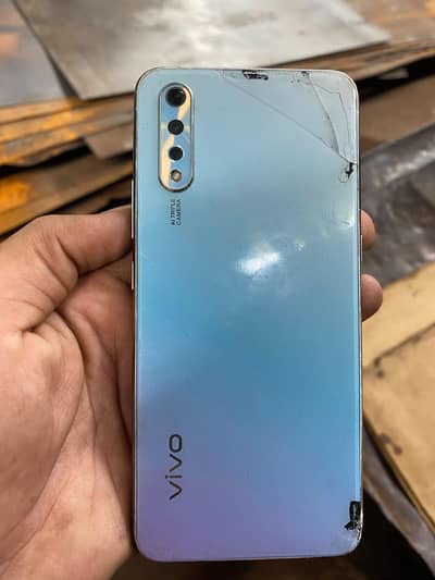Vivo S1. ( exchange possible ) sath ma cash du ga 2000 tak