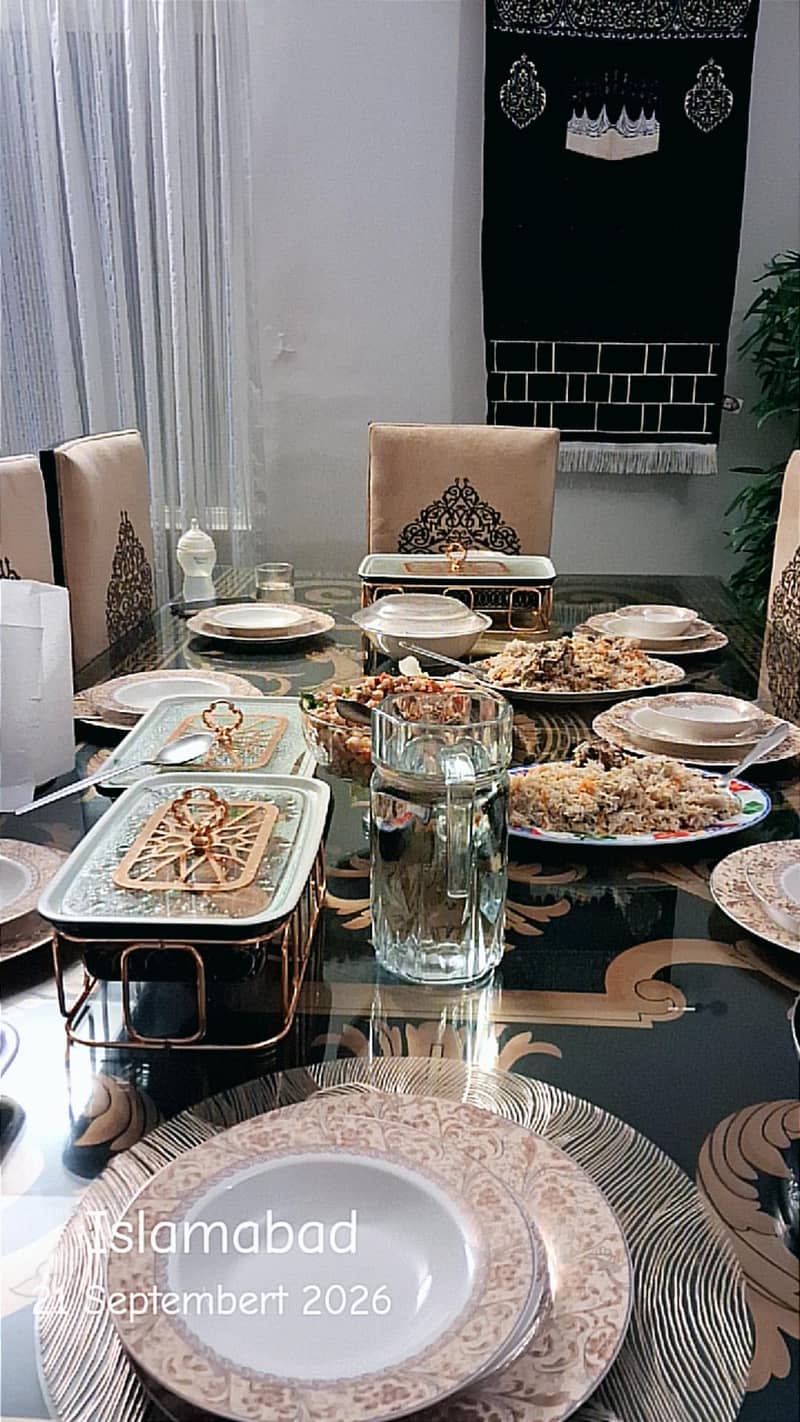 8 chairs dining table 5