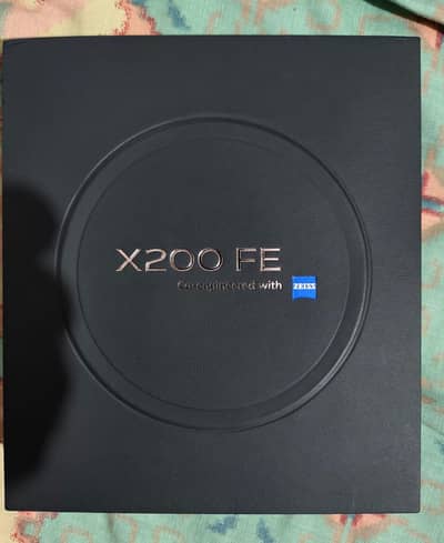 VIVO X200 FE