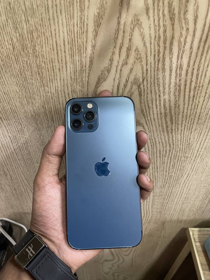 Apple iPhone 12 Pro 0