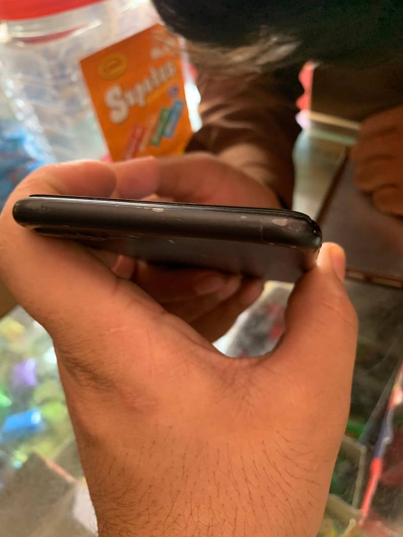Apple iPhone 7 Plus 3
