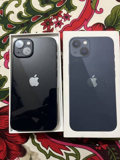 Apple iPhone 13
