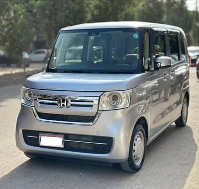 Honda N Box | Model: 2022 | Registered: 2025 | Push Start | 660cc |