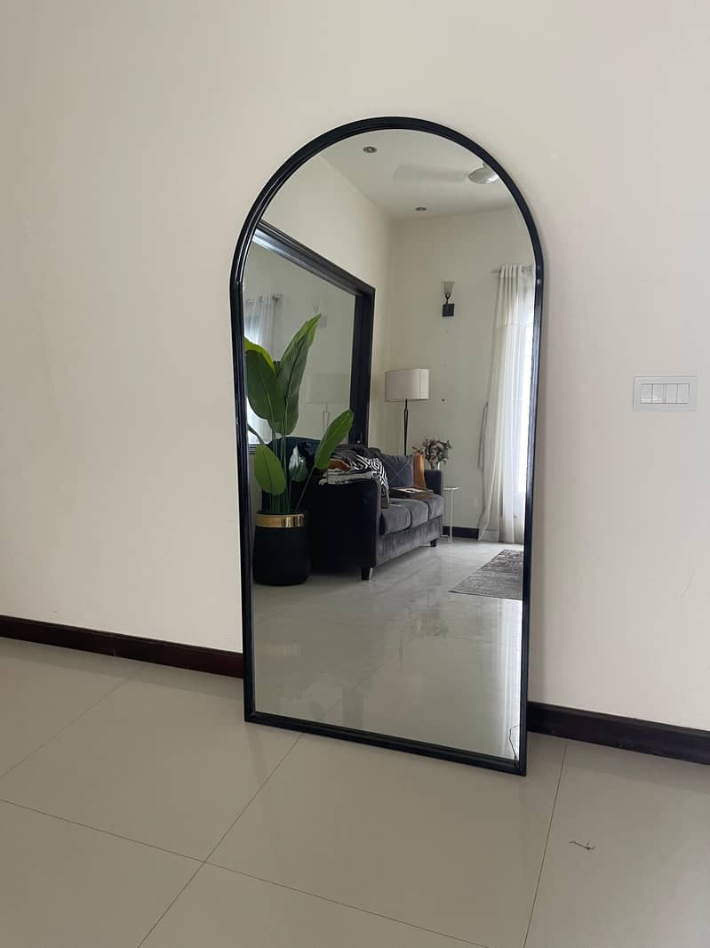 Long Mirror 0