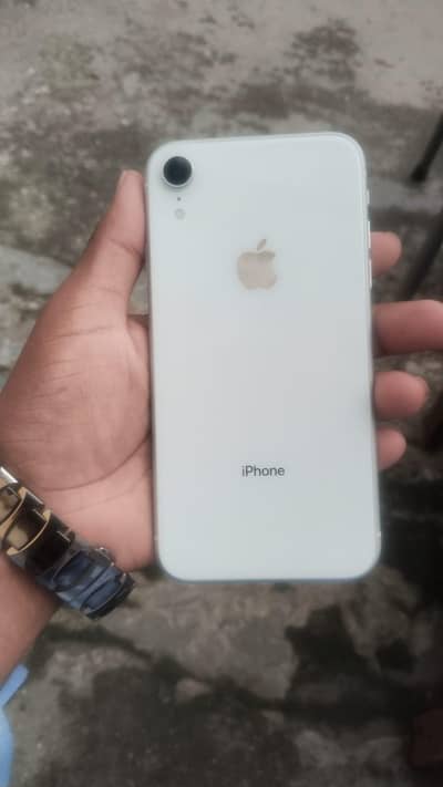 Apple iPhone XR