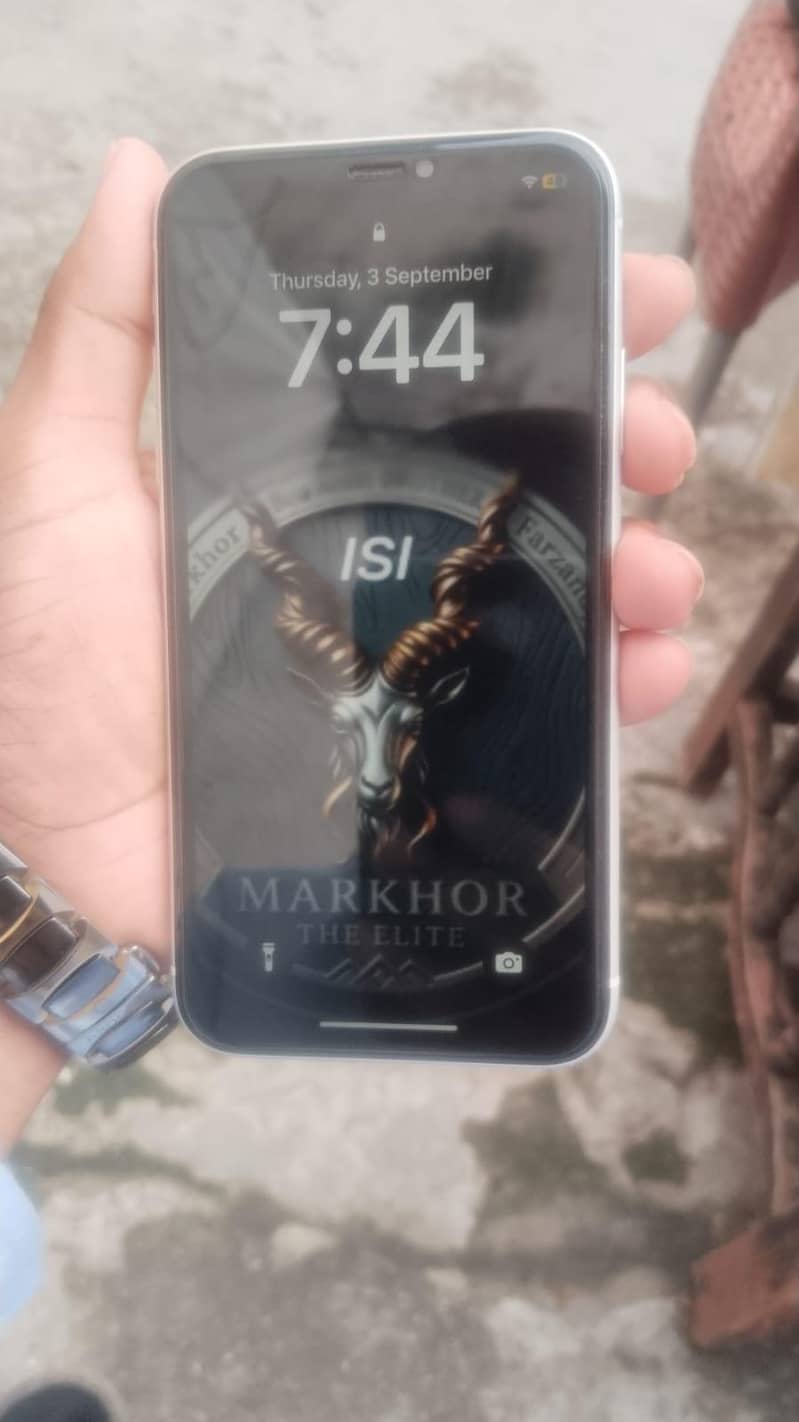 Apple iPhone XR 1